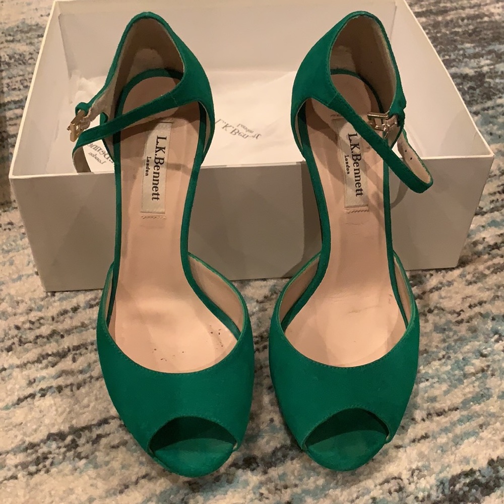 Green suede LK Bennett size 38 platform peep toe shoes